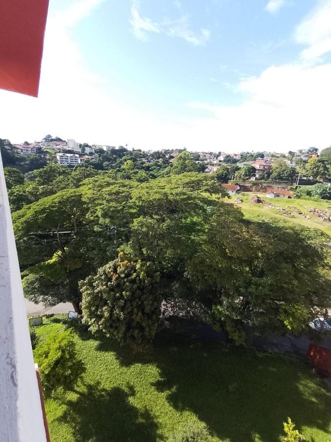 Appartement Apartamento Cravado Entre Os Principais Pontos Turisticos à Águas de Lindóia Extérieur photo